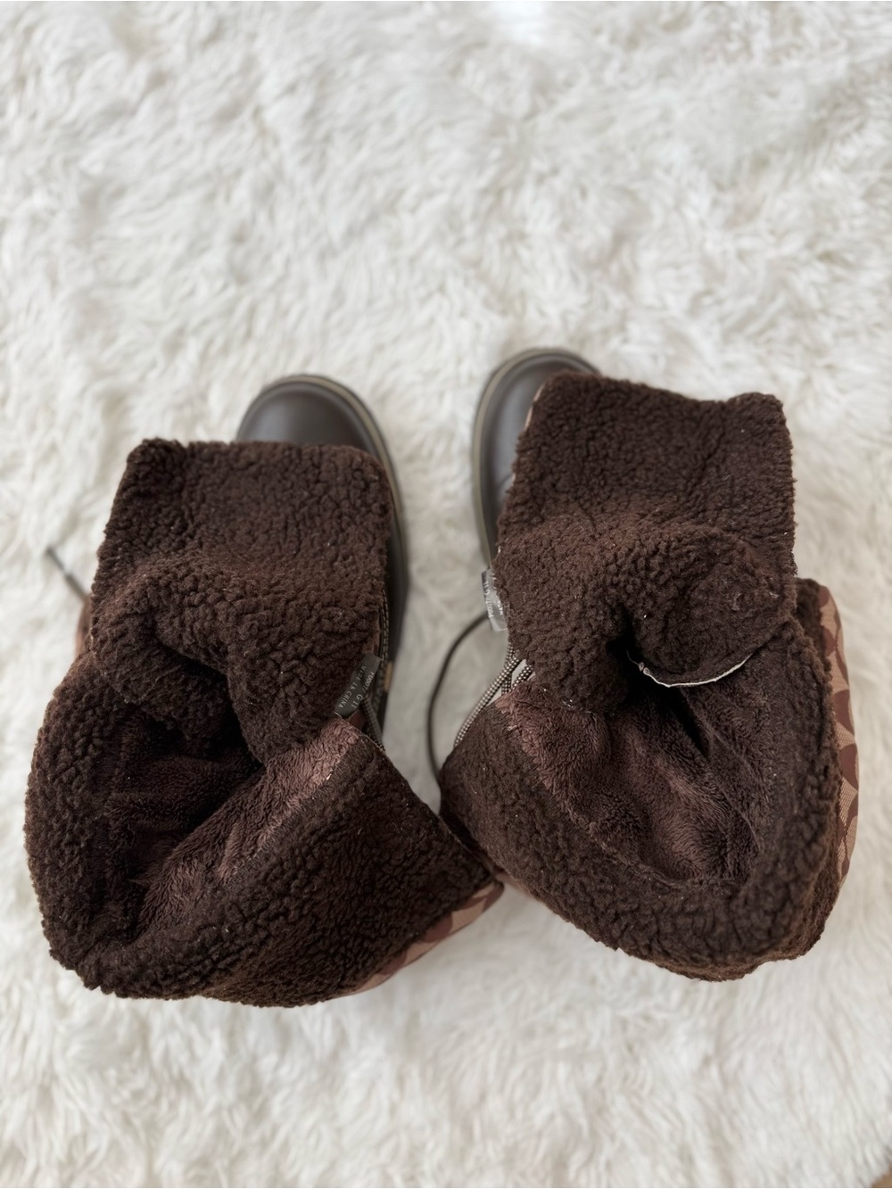 Coach Shaine Signature Winter Boots – Women’s Size 11B - Picture 7 of 8